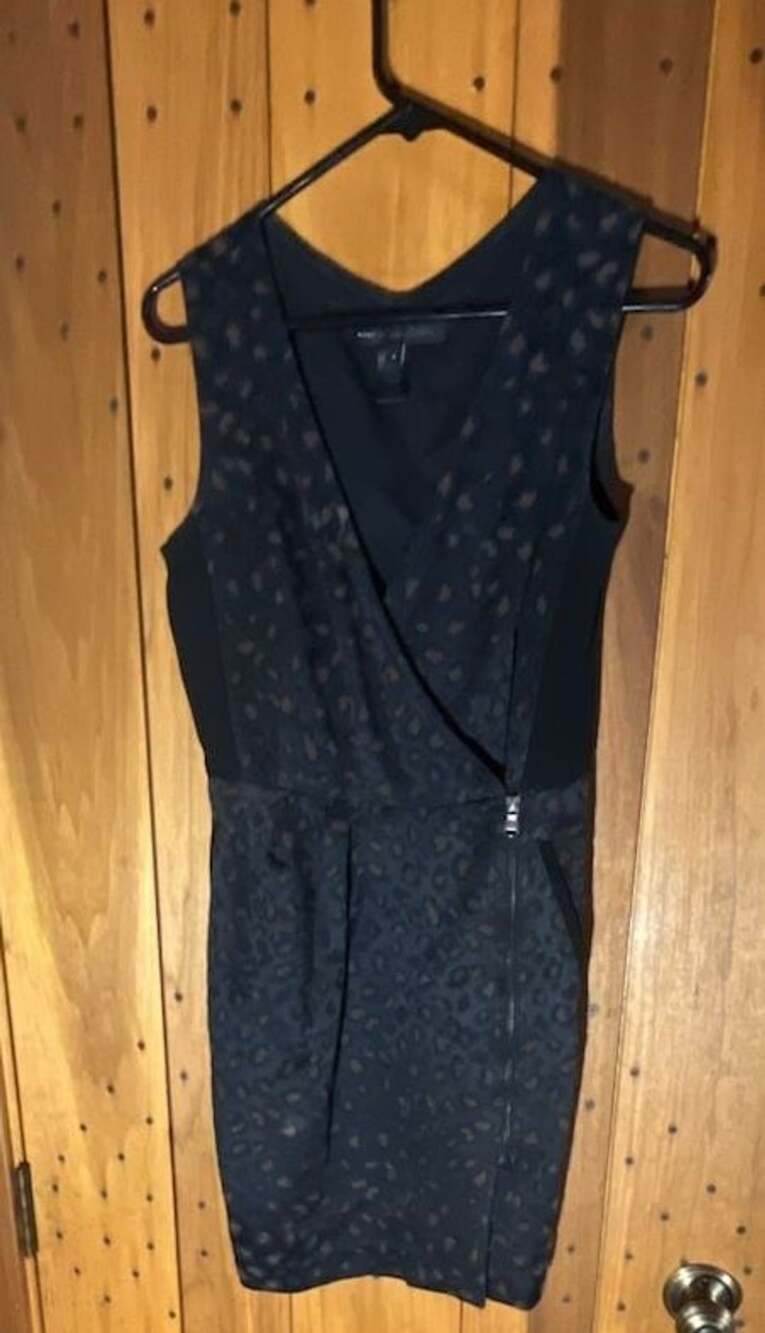Marc by Marc Jacobs Sasha Leopard Print Jacquard V-Neck Mini Dress Size 4